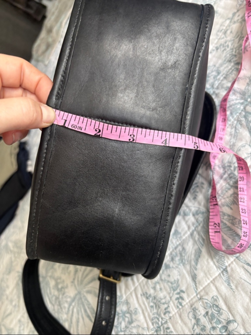 VTG Coach Black Leather Satchel with Gold-Tone Hardware - Picture 4 of 12